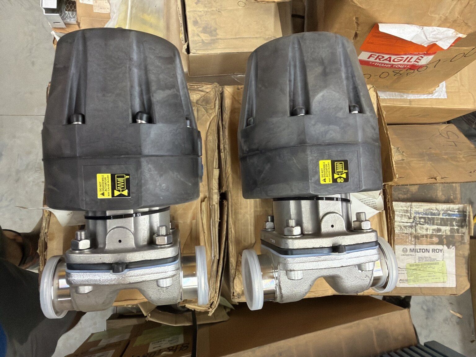 ITT Engineered Valves Pneumatically actuated hygienic diaphragm valve, 2 in Tri-Clamp thumbnail 3