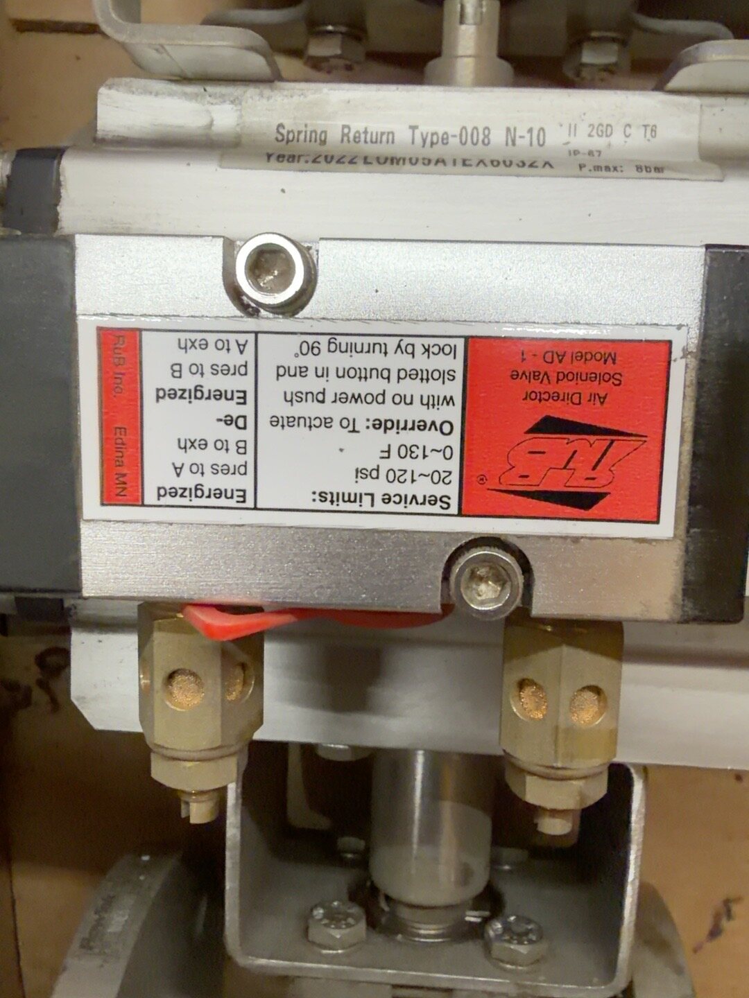 Flow-Tek Pneumatically actuated stainless flanged ball-valve assembly, 1 in thumbnail 2