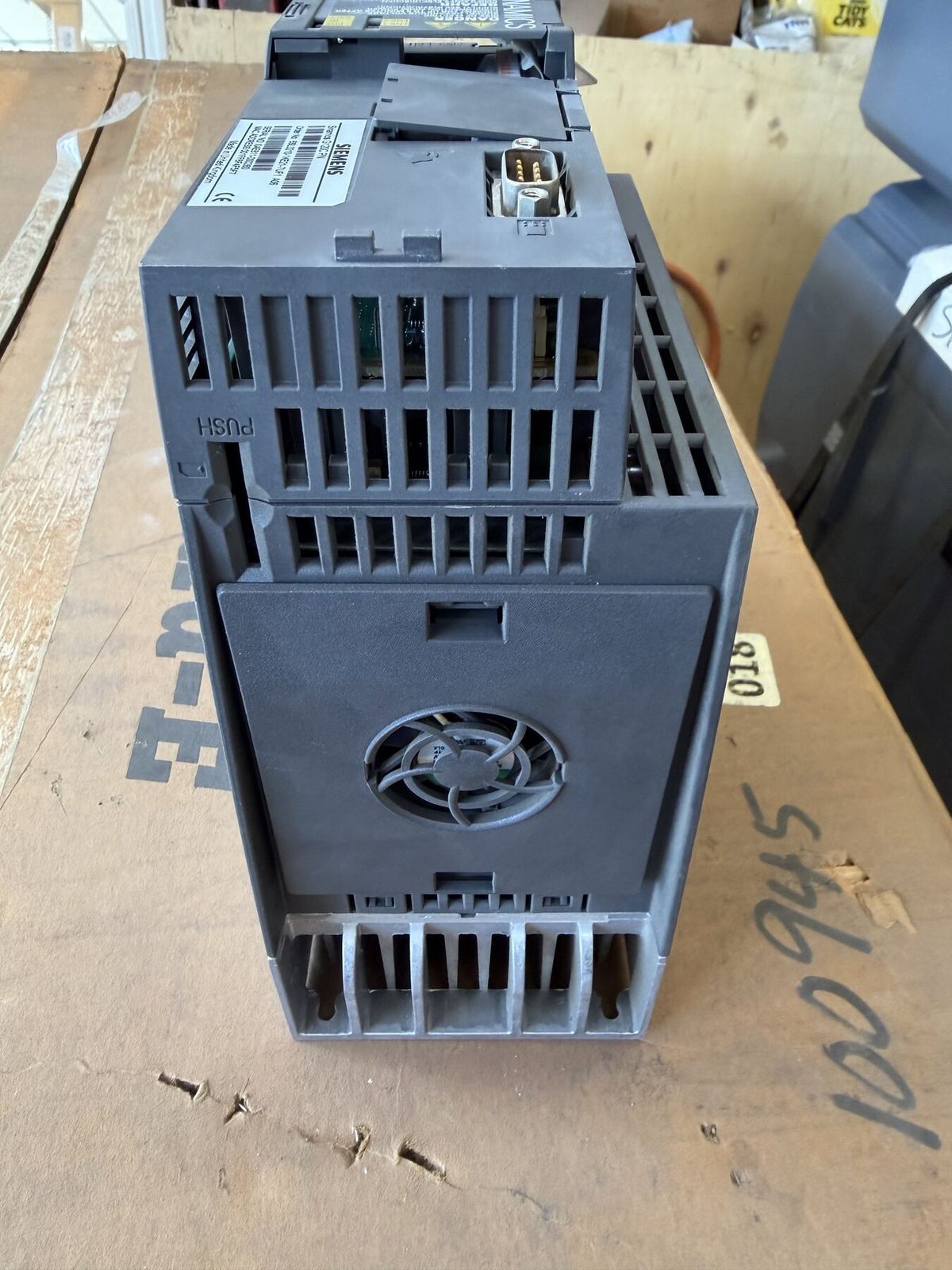 Siemens SINAMICS G120C PN variable frequency drive — 7.5 kW / 10 hp thumbnail 8