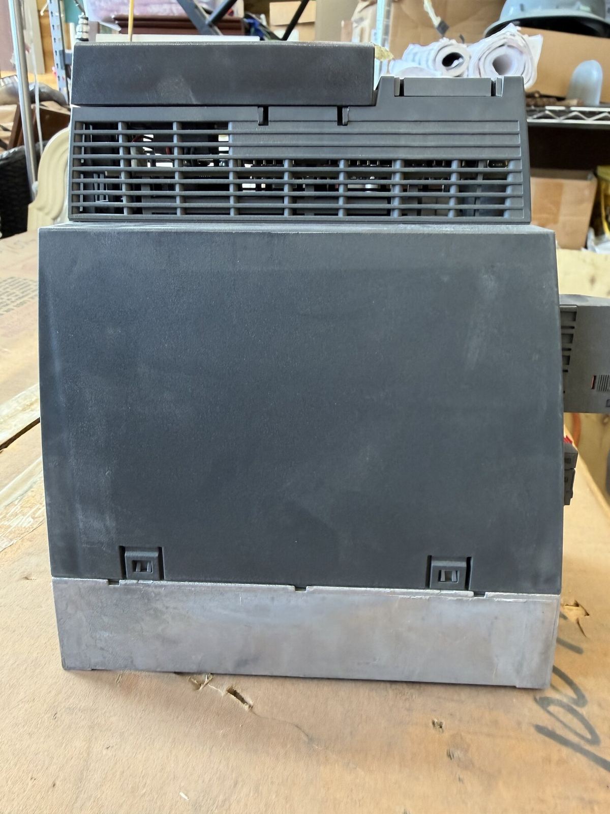 Siemens SINAMICS G120C PN drive with operator keypad — 7.5 kW / 10 hp thumbnail 7