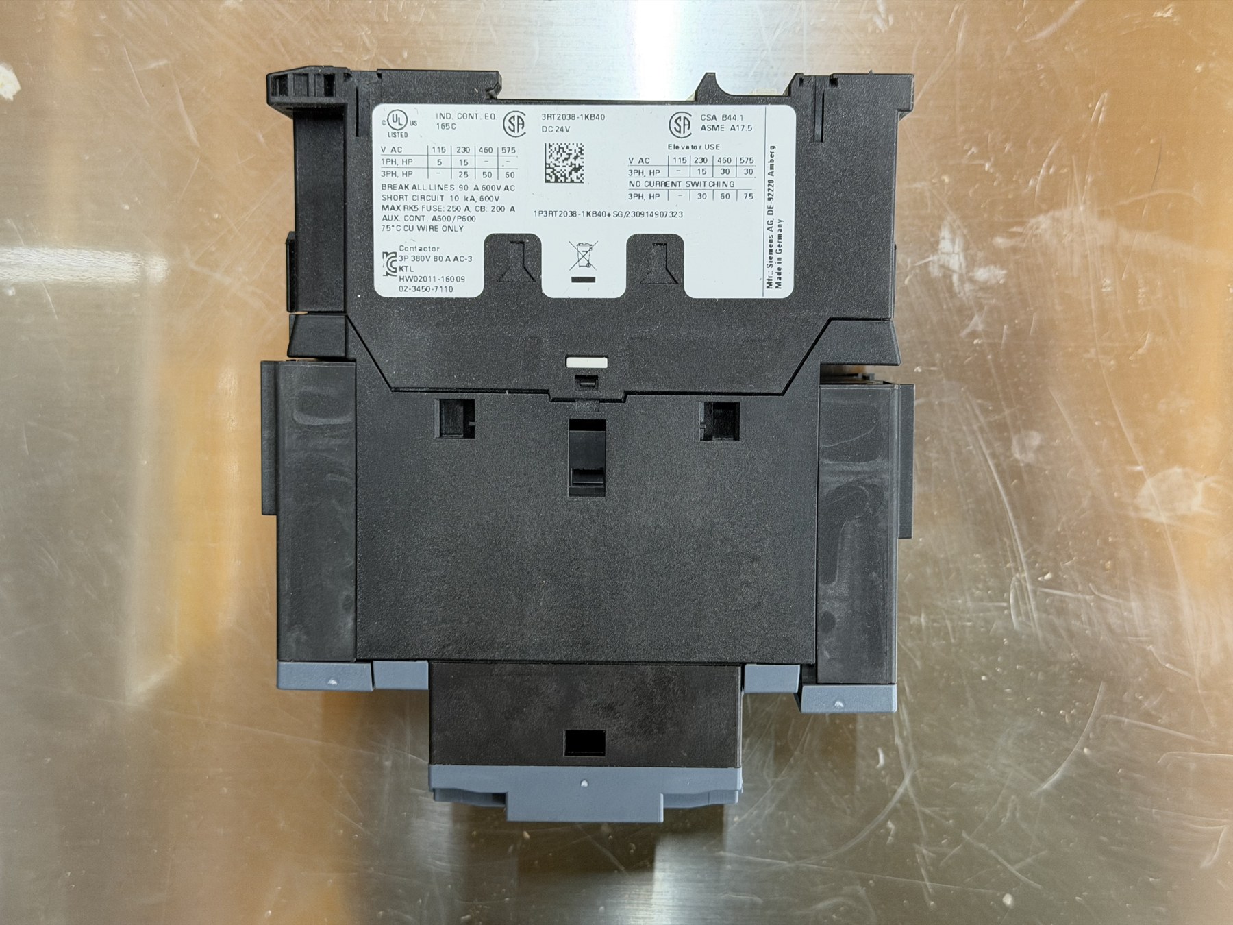 Siemens SIRIUS 3RT2038-1KB40 Contactor 80A 24V DC 1NO 1NC thumbnail 3