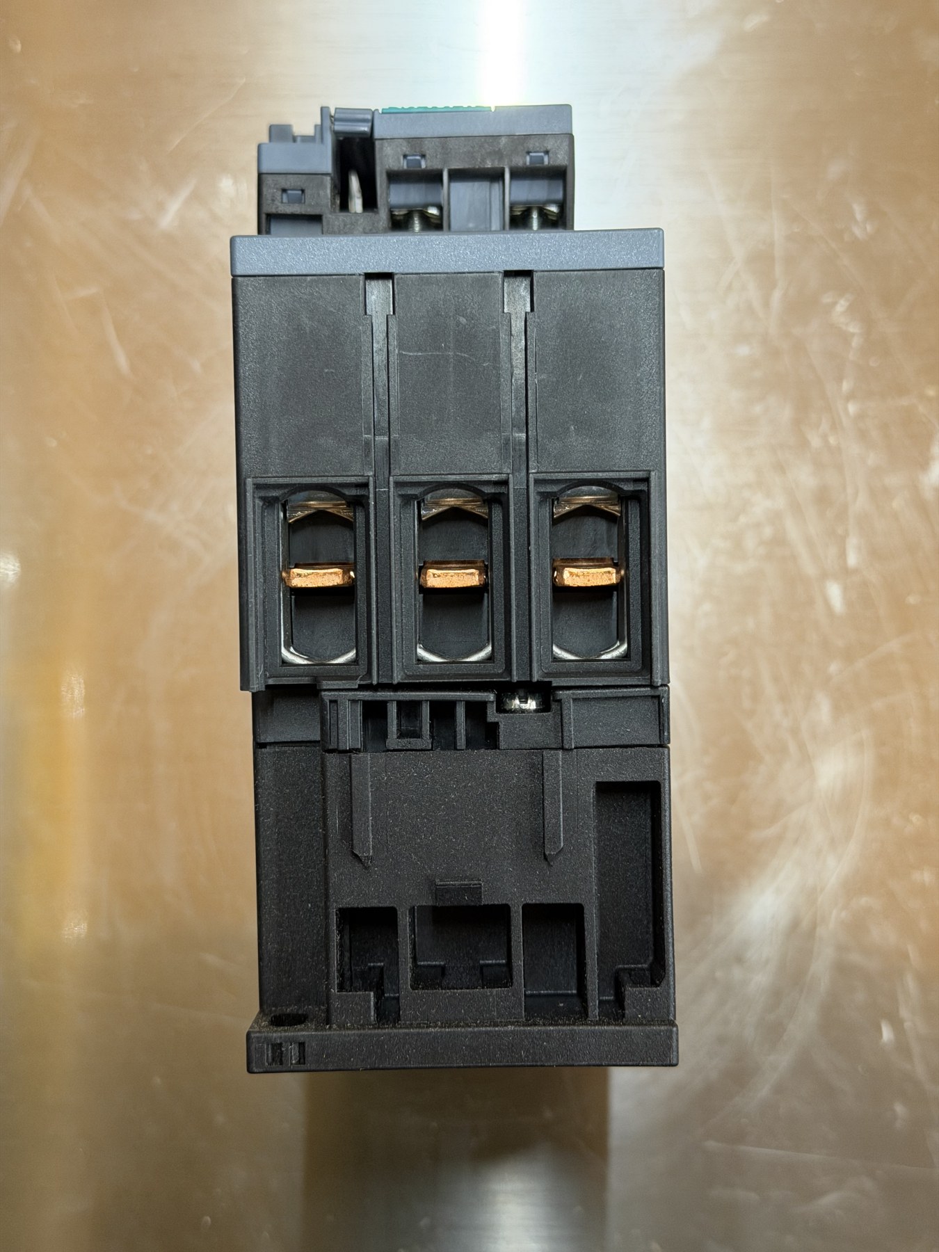 Siemens SIRIUS 3RT2038-1KB40 Contactor 80A 24V DC 1NO 1NC thumbnail 7