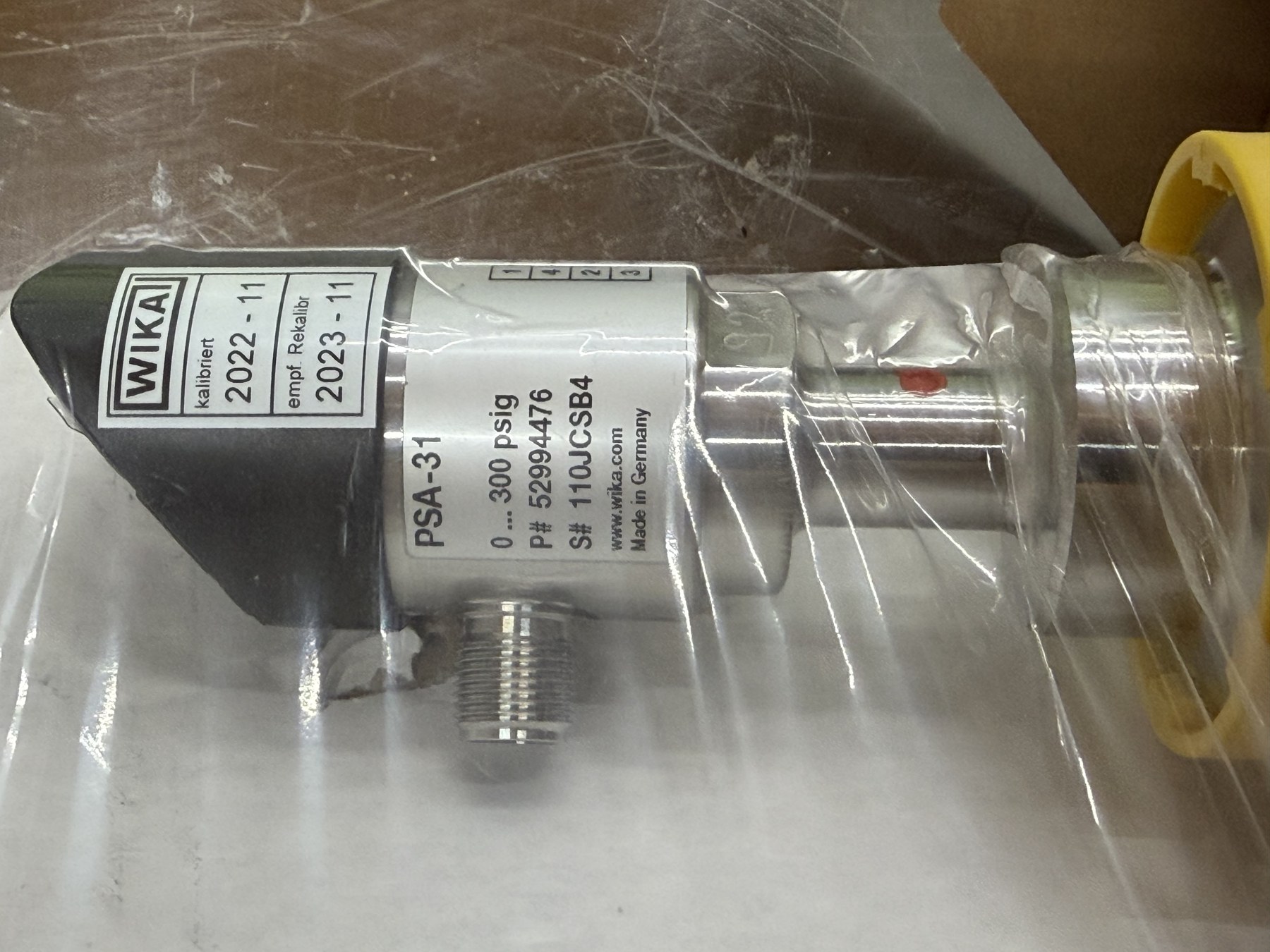 WIKA PSA-31 Pressure Switch / Transmitter, 0–300 psig, 1-1/2-inch TC thumbnail 2