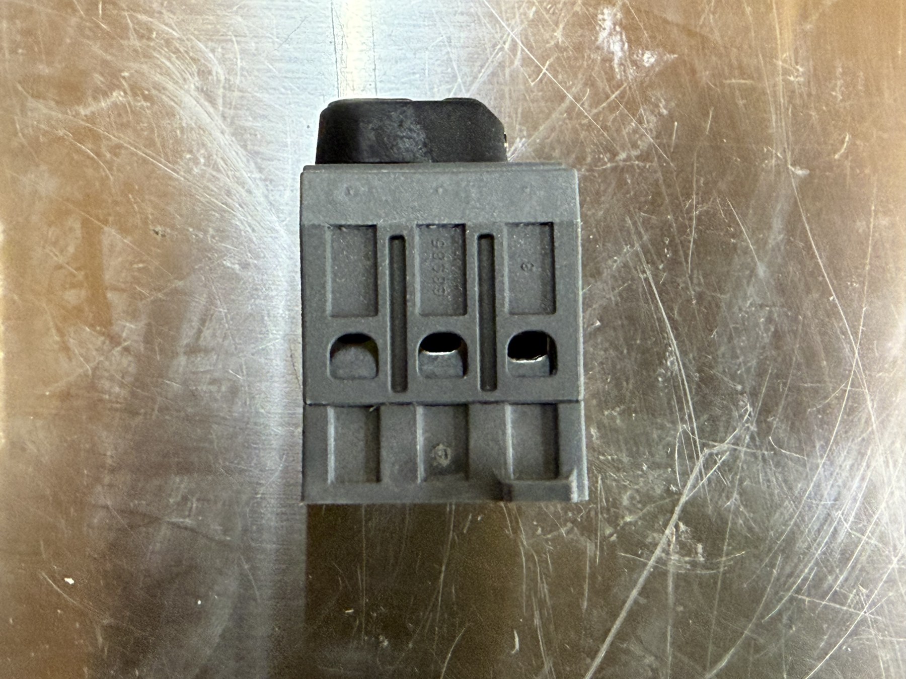 ABB OT40F3 40A 3-Pole Non-Fused Switch-Disconnector thumbnail 6