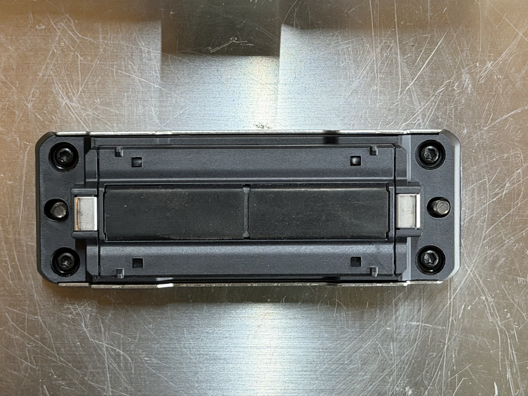 KEYENCE FD-Q20C Clamp-On Flow Sensor with Mounting Hardware thumbnail 4