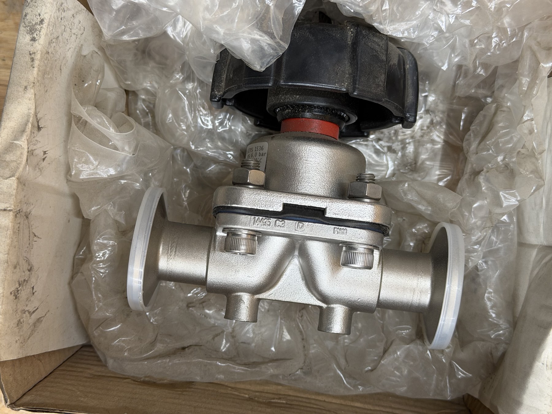 GEMÜ 673 DN25 Manual Stainless Sanitary Diaphragm Valve thumbnail 2