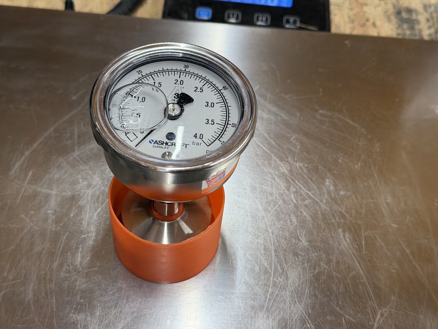 Ashcroft 1032 Sanitary Pressure Gauge 0–4 bar / 0–55 psi